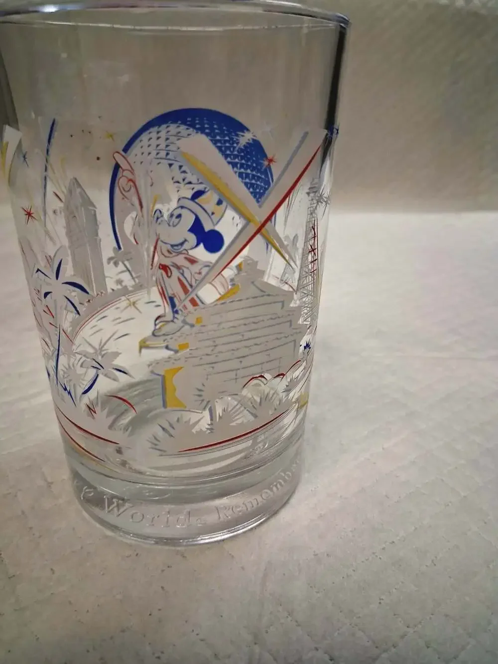 Vintage Mickey Mouse Walt Disney World 25th Anniversary Remember The Magic Glass